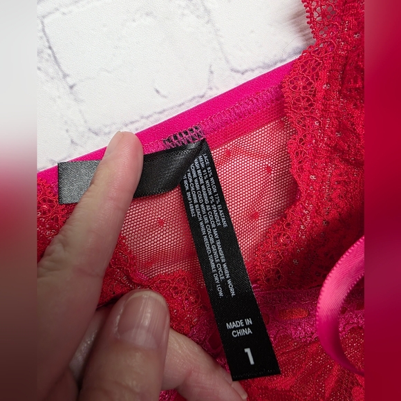 Torrid / Lace Bralette in Pink & Red - Picture 3 of 7
